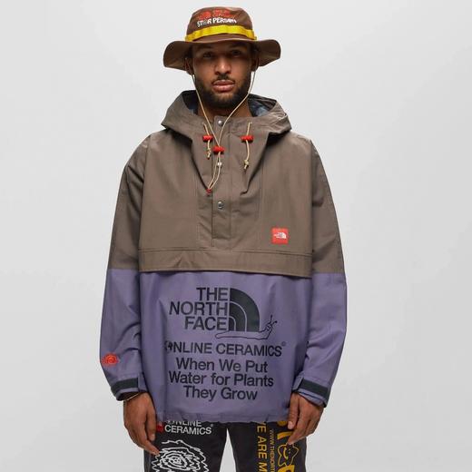 TNF X Online Ceramics 联名款户外休闲冲锋衣 商品图4