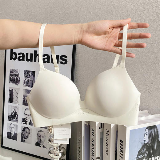 【饱满蜜桃胸】官网569！华歌er同款小胸显大蜜桃杯软支撑无钢圈聚拢文胸罩女性感无痕内衣收副乳美背 商品图5