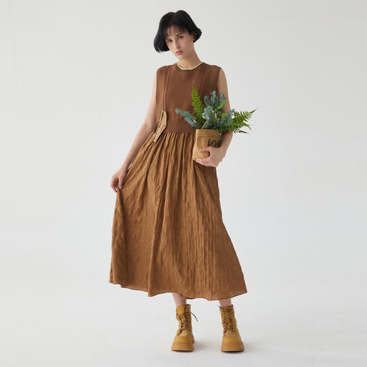 谜底毛织拼接连衣裙无袖2025春季新品文艺风设计感长裙251ML0086 商品图0