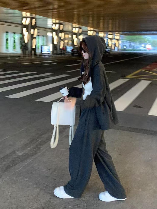 ZLF8899韩版运动套装 商品图1