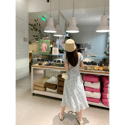 【189元任选2件】最后一波现货！系带V领碎花连衣裙 商品图4