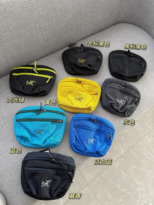 点此购买 始祖鸟mantis 2L男女款挎包 QK 309826 商品图0