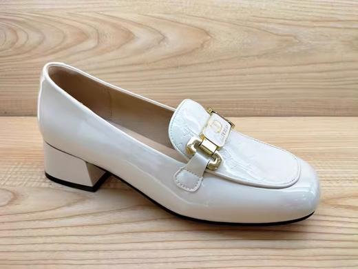 豪行真皮女鞋23326100时尚中跟显瘦休闲简约单鞋 商品图0