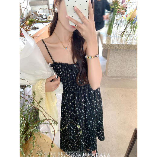 <曾小咸推荐>现货秒杀！最后一波 ！黑色裙子 日常139.99 立减60 秒杀79.99！开衫秒杀69.99！！ 商品图1