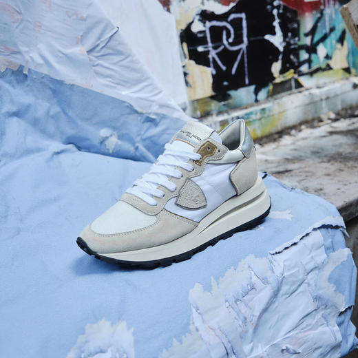 PHILIPPE MODEL 女士盾牌徽标浮雕 Tropez Haute 休闲运动鞋 混色 TKLD W003 商品图3