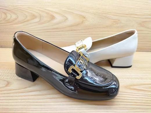 豪行真皮女鞋23326100时尚中跟显瘦休闲简约单鞋 商品图3