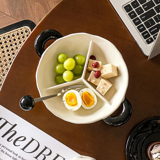 【轻奢双耳分格盘】陶瓷双耳分格盘家用菜盘水果盘子菜碟子零食盘2025新款轻奢 商品图7