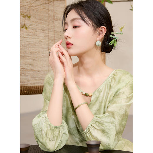 三彩【云影拂翠】2025春季新款新中式晕染印花长裙连衣裙插肩袖C 商品图3