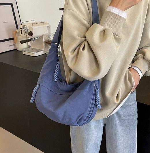 无印风简约斜挎饺子包S6091 商品图1