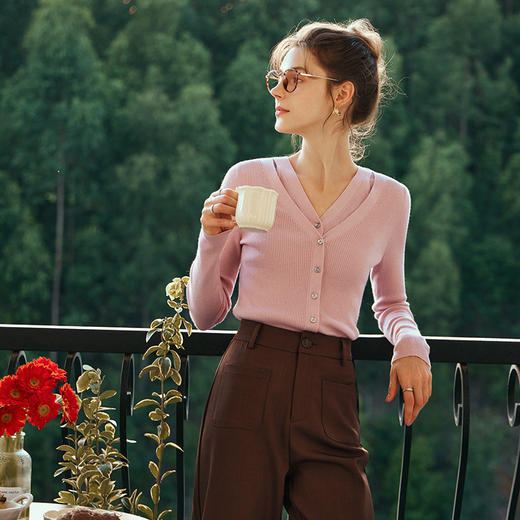 OLrain欧芮儿粉色针织衫女春季2025新款设计感假两件挂脖修身上衣 商品图0