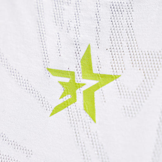 小李子：Lining李宁一体织运动短袖男足球训练比赛短袖服运动上衣 商品图3