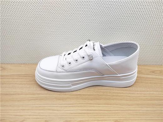 豪行23371762时尚运动休闲内增高女鞋单鞋 商品图3