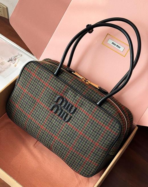 缪缪“快闪店”限定千鸟格保龄球包千鸟格毛呢质感厚实的嘞（HH） 商品图0