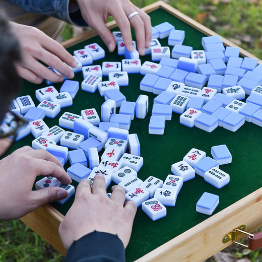 【露营也能打麻将，休闲娱乐好选择】便携式折叠麻将桌麻将盒 折叠桌二合一麻将桌 实木麻将桌 户外折叠桌-QQ 商品图3