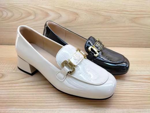 豪行真皮女鞋23326100时尚中跟显瘦休闲简约单鞋 商品图5