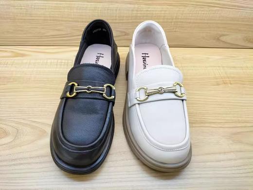 豪行真皮女鞋23320723时尚低跟舒适休闲简约乐福单鞋 商品图3