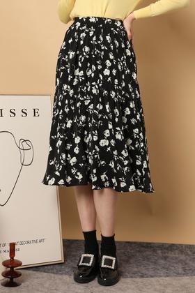 L.Fleuri 浪漫印花大A摆高腰半裙 15568