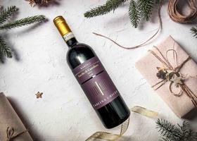 卡希纳奇科巴罗洛红葡萄酒