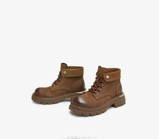 【百思图】潮流时尚马丁靴 商品图4