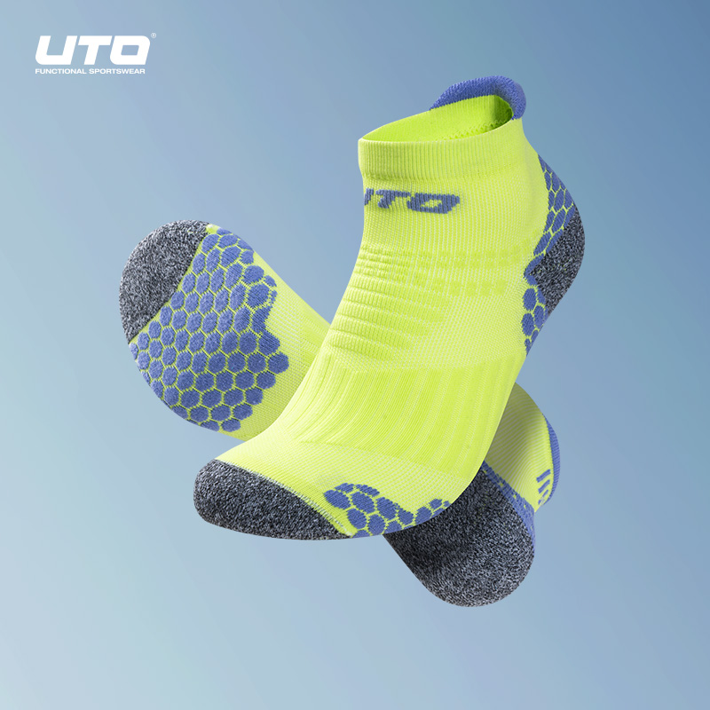 UTO/悠途3D蜂窝银离子袜春夏户外训练马拉松吸汗速干短筒跑步袜