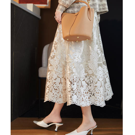 【认准正版】轻奢法式中长款蕾丝时尚气质黑色显瘦半身裙子M2378 商品图0