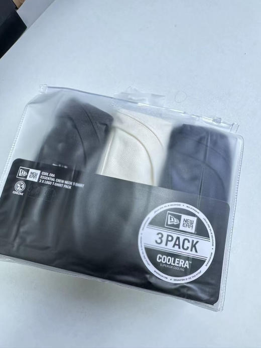 原单正品纽亦华三件装T恤礼包，出口韩国订单。快干材质。

尺码:S/M/L/XL/XXL 五码可选

规格:一包三件(灰褐色 藏青色 米白色)

原价99000韩元 商品图6