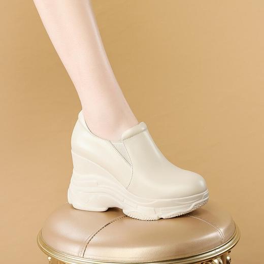 【预售5天】坡跟女单鞋新款小个子超高跟厚底防水台松糕休闲真皮圆头皮鞋SMQ&6012 商品图4