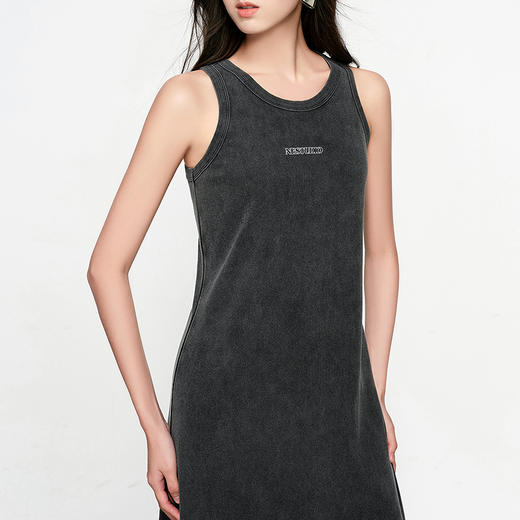 NEELLY纳俪商场同款春季新款休闲松弛背心连衣裙女字母印花中长裙N25031Y01131 商品图2