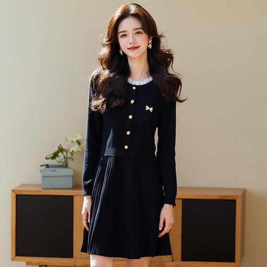 奢姿2025年秋季新款大码女装立领气质裙子胖妹妹学院风胸针连衣裙9851820835 商品图2