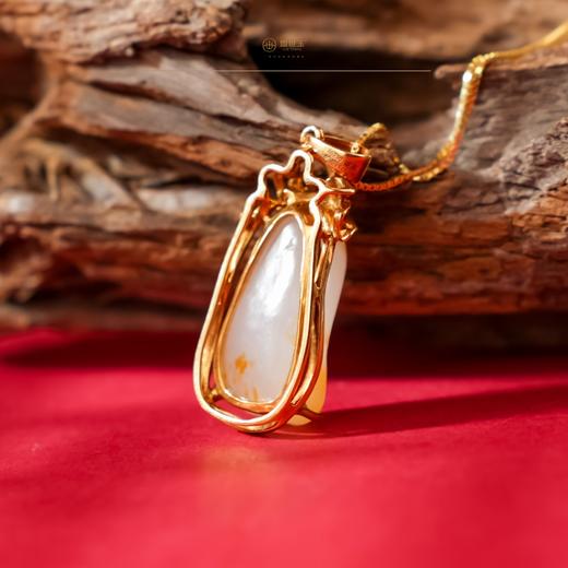 新疆国玉盟世玉【洒金白玉坠】奢雅金镶吊坠【带证书·顺丰物流】 商品图3