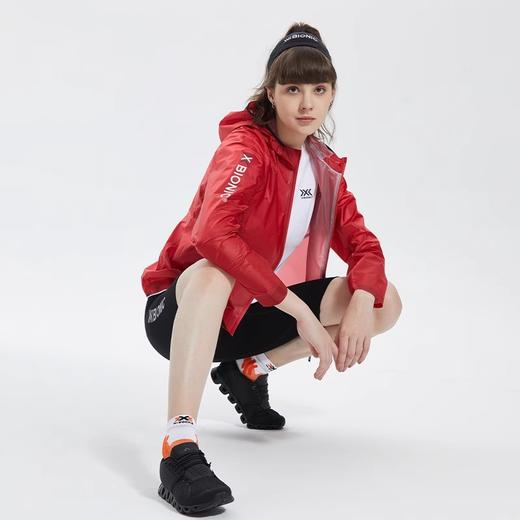 X-BIONIC 女款轻量防雨夹克 透气冲锋衣 运动户外压胶功能外套 23018 商品图2