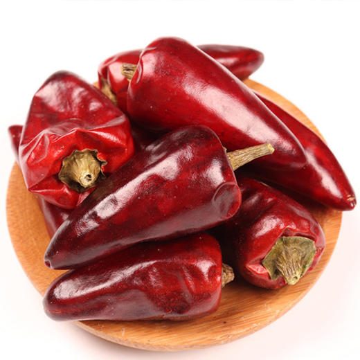 【贵州干辣椒&辣椒面&油泼辣椒】选用的子弹头，是朝天椒的一种，因其“品味温醇、香辣协调”，成为辣椒界的“傲骄”。 商品图4