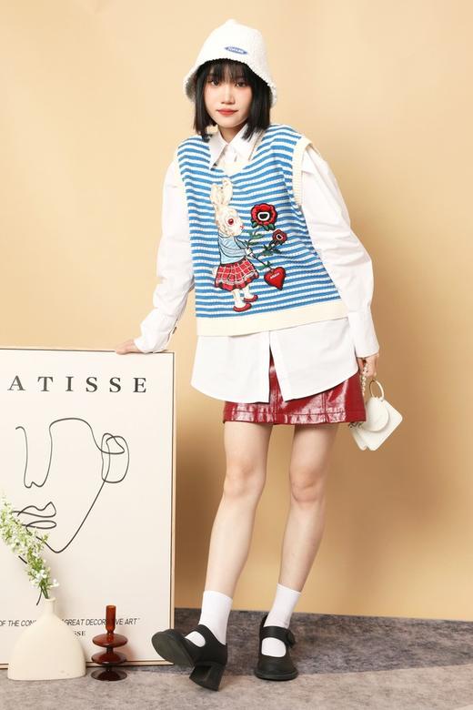 Stay2Weeks 条纹兔子刺绣圆领针织背心 15625 商品图0