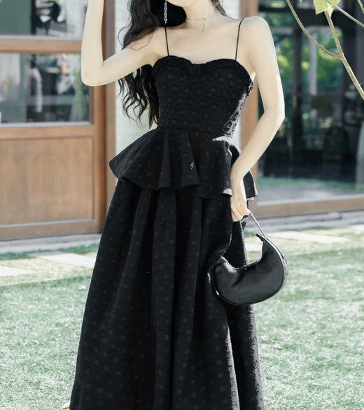 裁缝学苑AQ429赫本小黑裙子法式小吊带纸样半身裙套装新款样板打版裁剪图 商品图2