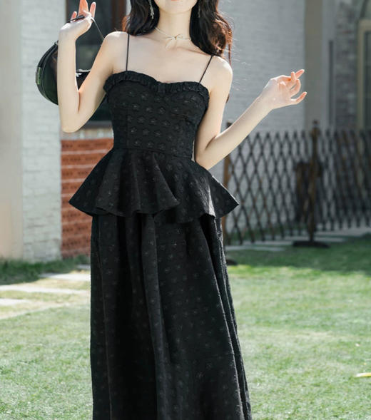 裁缝学苑AQ429赫本小黑裙子法式小吊带纸样半身裙套装新款样板打版裁剪图 商品图1