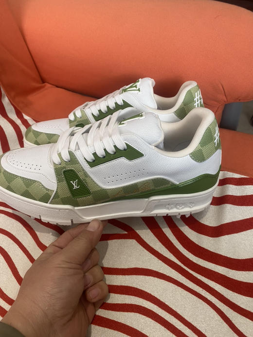 全新外贸出口男女款LV高尔夫款球鞋男女同款下单需备注尺码女35.36.37.38.39.男款 39.40.41.42.43.44.45 商品图3