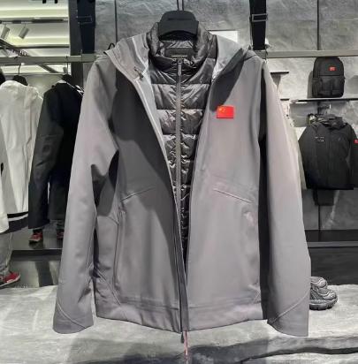 安踏冠军全天候2024冬男连帽冲锋衣+轻薄羽绒内胆二件套152440612 商品图0