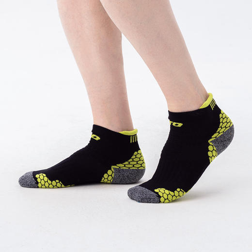 UTO/悠途3D蜂窝银离子袜春夏户外训练马拉松吸汗速干短筒跑步袜 商品图3