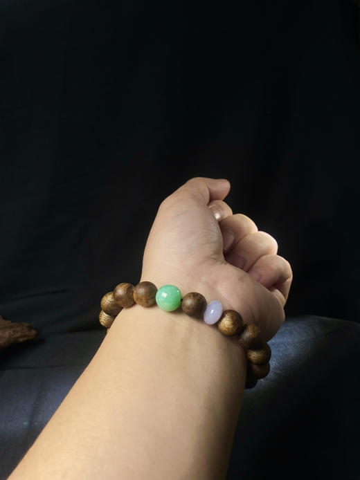 XY0012原创沉香+翡翠紫绿圆珠手串 商品图4