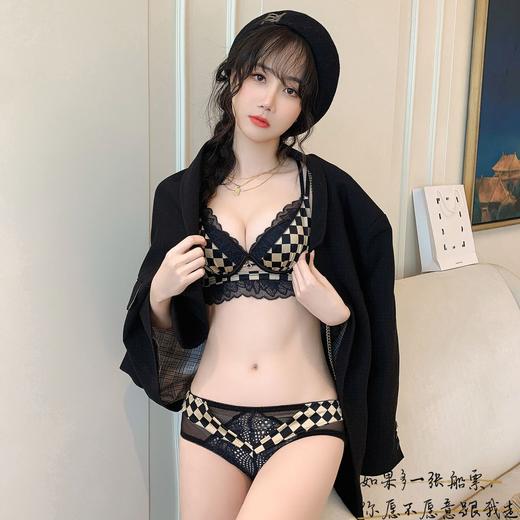 【专业聚拢，纯欲格子无钢圈内衣】告别空杯烦恼“舒适贴合” 3.3CM加厚馒头杯，双重防滑不跑杯，少女上镜显大文胸aa杯加厚胸罩套QQ 商品图0