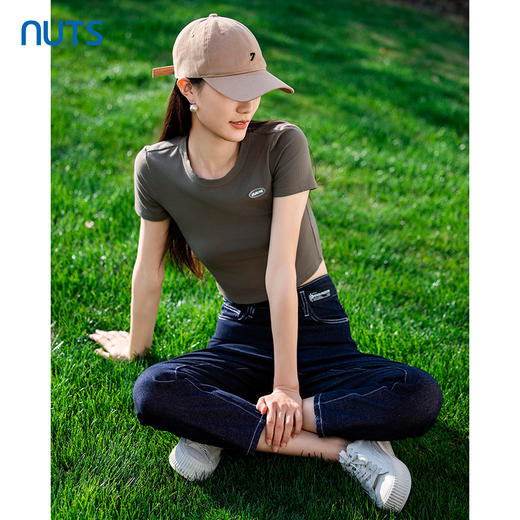 NUTS春季新品时尚纯色圆领气质百搭通勤短袖T恤422021041 商品图3