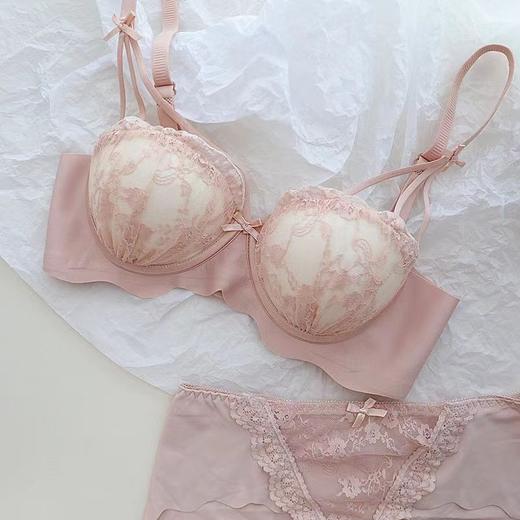 【买一送一！仙女聚拢bra】爆款无痕蕾丝小胸聚拢收副乳，聚拢承托圆润su胸，无钢圈性感内衣女防下垂舒适新款少女文胸罩套QQ 商品图6