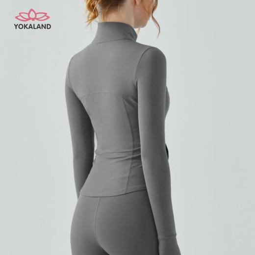 优卡莲YOKALAND秋季防风立领长袖外套女显瘦运动健身上衣AJW001 商品图2