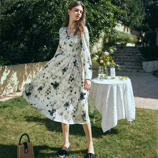 OLrain欧芮儿法式连衣裙女早春2024年新款优雅气质印花茶歇裙 商品图0