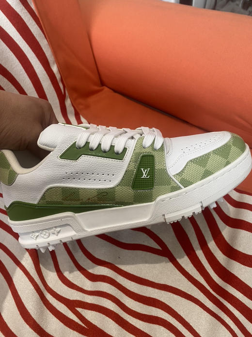 全新外贸出口男女款LV高尔夫款球鞋男女同款下单需备注尺码女35.36.37.38.39.男款 39.40.41.42.43.44.45 商品图7