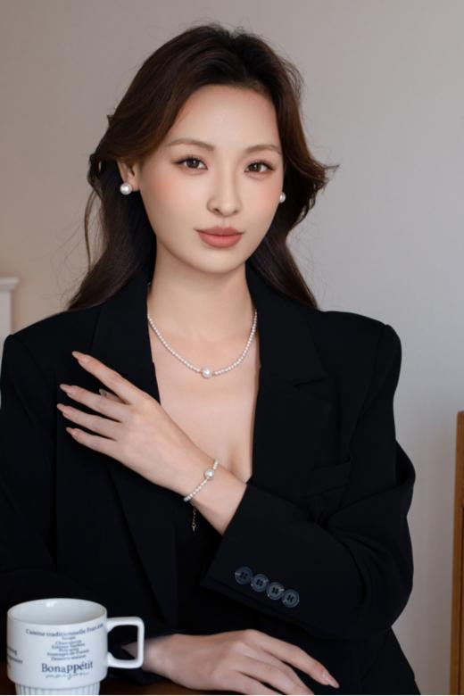 🌸独家新品【天然海贝珠项链手链组合套装】 🎉真的好仙~优雅通勤 真的绝了!🎁仿佛把月光戴在了手腕上💎真的是百搭的存在🛒 商品图3