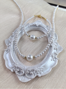 🌸独家新品【天然海贝珠项链手链组合套装】 🎉真的好仙~优雅通勤 真的绝了!🎁仿佛把月光戴在了手腕上💎真的是百搭的存在🛒