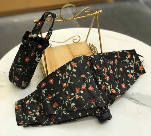 优品堂『伴夏』五折黑胶遮阳伞 商品图12