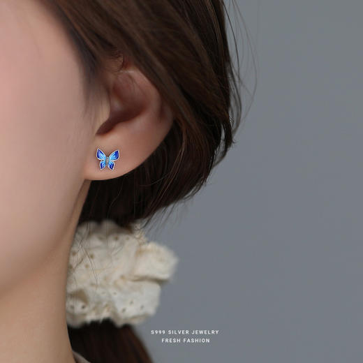 【朦胧蝶舞】s999纯银滴胶蓝色蝴蝶耳钉【YXS-E5216】 商品图1