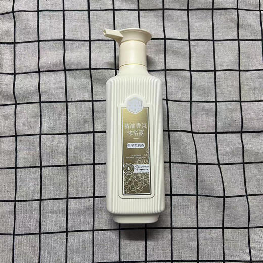 三生花精油香氛沐浴露500ml（香型随机） 商品图0